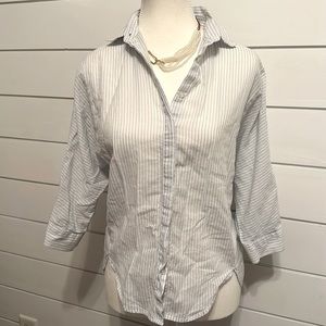 Woman’s Loft button front shirt